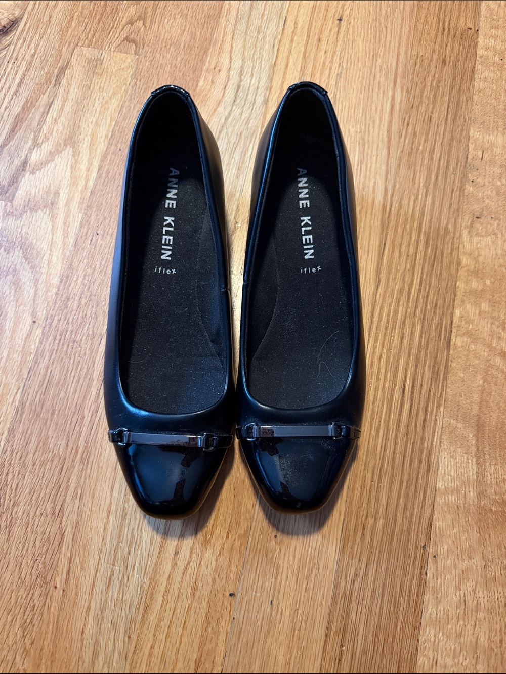Anne Klein Black Patent Square-Toe Ballet Flats with Slim Bow